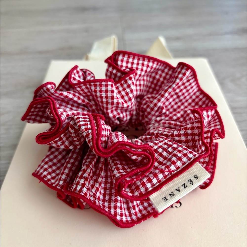 🇫🇷 NWOT Sezane Red Checkered Scrunchie